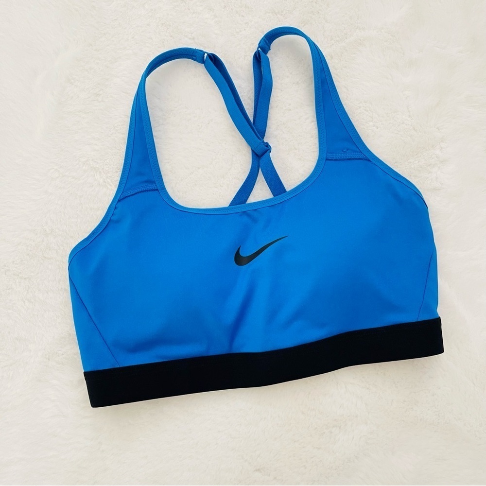 Nike Women's Vibrant Blue Sports Bra - Picture 5 of 8